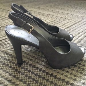 Tahari Gray Suede Peeptoe Slingback Pumps